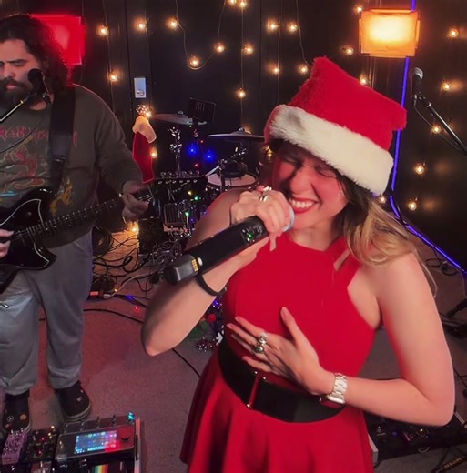 Magical Christmas with Lisset Diaz of Sweet Lizzy Project