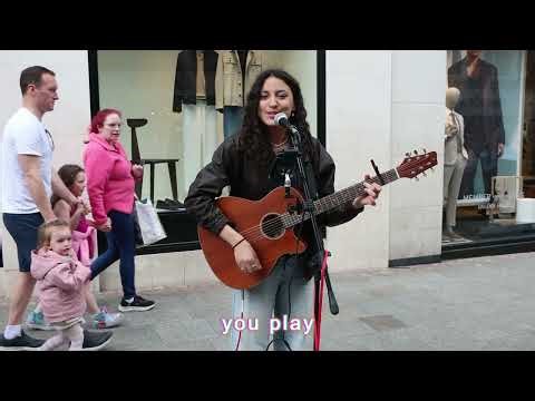 Crowd Falls Silent… “Wicked Game” Grafton Street Busking With Lyrics