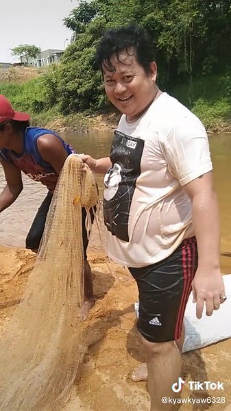 ဖိုးကျော်🎤🎤🎤🎤🎤🎤🎤🎸🎸🎸 (@kyawkyaw6328)’s videos with original sound - Kyaw Kyaw - ဖိုးကျော်🎤🎤🎤🎤🎤🎤🎤🎸🎸🎸