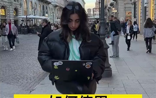 使用免费的Blackbox AI 自动生成代码！useblackbox.io/search支持所有编程语言