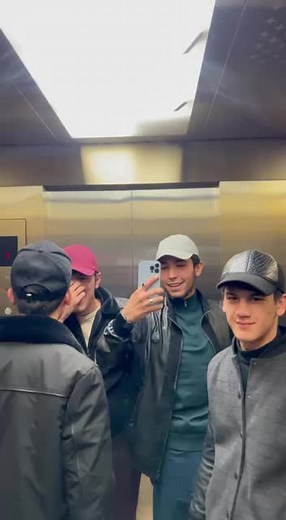 Funny Elevator Conversations That Will Make You Laugh