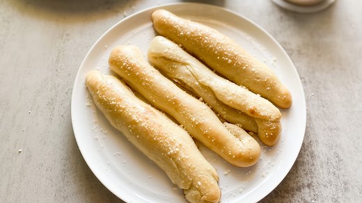 Copycat Papa John's Breadsticks Recipe - Mashed