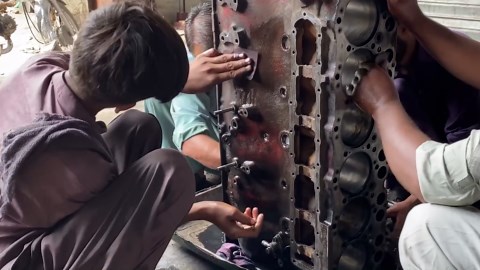 Hino 1J Truck Engine Repair and Restoration Process