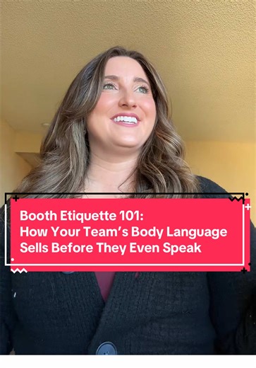 You can have the best booth design on the floor… but none of it matters if your team’s energy tells attendees to walk right past. Body language is the FIRST thing people notice — long before your signage, demos, or pitch. A few things I always coach: ✨ Stand at the front — not huddled in the back ✨ Open posture, ready to welcome ✨ No crossed arms, slouching, or phone scrolling ✨ Make eye contact and greet people with authentic enthusiasm Because here’s the truth: Booth staff are your brand. They