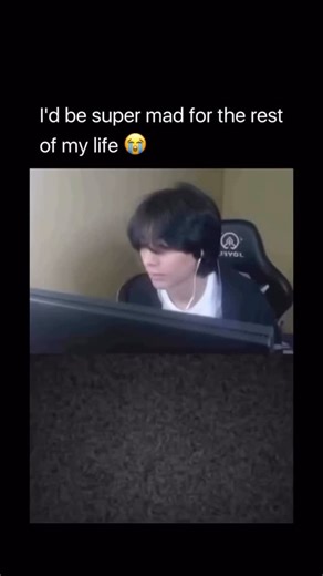 MEMES on Instagram: "Facial disgust is the universal “ew” language that requires no translation. You don’t have to say a word — your entire soul speaks through that one scrunched nose, twitchy eyebrow, and that slow lean-back like you’re physically dodging the vibes. It’s that look you give when someone says “pineapple belongs on pizza,” or worse… tells you they haven’t brushed their teeth since yesterday “but it’s fine.” NO, it’s not. Your face reacts before your brain can filter the moment. It