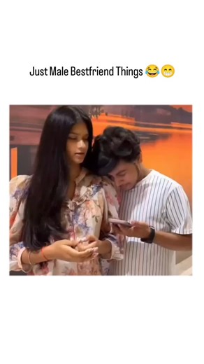 meme 🫣 on Instagram: "在日本，研究人员正利用智能人行道将日常活动转化为清洁能源⚡。这些道路内嵌特殊的压电材料，可以从行人的脚步中收集动能。当人们行走、奔跑或跳跃时，路面会轻微变形，从而产生机械压力。压电晶体将这种压力转化为电能🔋。这些能量可用于照亮路灯、为公共显示屏供电，甚至监测行人流量。 这种技术不仅减少了能源浪费，还展示了未来城市的无限可能🌏。在东京、京都等城市的试验区，人们的每一步都在为绿色地球贡献力量💚。 科技让生活更环保，也让每一个脚步更有意义✨ #日本 #科技 #创新 #可持续 #绿色能源 #未来城市 #环保 #知识 #事实 #推荐 #你知道吗 #技术 #实验 #热门推荐"