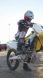 The Moto Academy on Instagram: "Suzuki is making it easier and easier to do these bike reviews every year! Have you ridden a new Banana? What did you think? #Motocross #MX #DirtBike #Braap #MotoLife #RideOrDie #TwoWheels #MotoX #OffRoad #Motorcycle #DirtBikeLife #MotoCrossLove #ExtremeSports #AdrenalineJunkie #MXLife #DirtBikeRacing #Motorsport #Racing #MotoAddict #GripItAndRipIt"