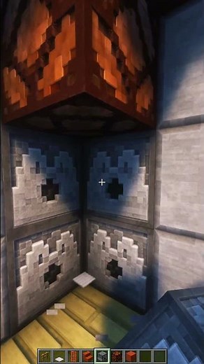 Minecraft Redstone Wardrobe (YOUR WAY'S BETTER)