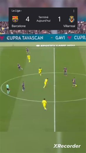 Lamine Yamal a inscrit le premier triplé de sa carrière professionnelle le 28 février 2026, lors d'une victoire du FC Barcelone 4-1 contre #villarreal Villarreal au Spotify Camp Nou. Minutes des buts : Il a ouvert le score à la 28e minute, a doublé la mise à la 37e minute, puis a complété son triplé à la 69e minute sur une passe de Pedri.#lamineyamal #pedri #laligahighlights #fcbarcelona