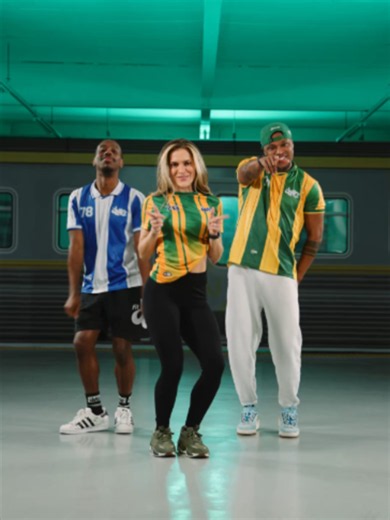 O GRAVE BATER é hit eterno! 🤩🕺 Deixa nos comentários se você sabe dançar essa 🫦 Dançarinos: @ramosmaline @gusmuniz1 @oastral Música: @kevinho #Fitdance #Tbt #OGraveBater #Kevinho