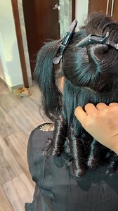 : Basic to advance bridal makeup class Topic 1. Hd makeup 2. ⁠ultra hd makeup 3. ⁠waterproof & sweatproof makeup 4. ⁠non hd makeup 6. ⁠problematic skin makeup 7. ⁠hairstyles 8. ⁠kalka & Drapping Date January 14 days Location sodepur Fees 6999 Ios Certificate provided | Debalina paul-Makeup Artist & Hairstylist | Facebook