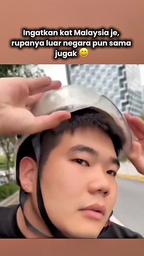 kena hon macam lambat setahun ., relax lah boss ., min selalu kena 😂 #TrafficLight #ImpatientDriver #RoadRage #Honking #StayCalm #DriveSafe #RoadSafety #TrafficEtiquette #BePatient | Minhad Anwar