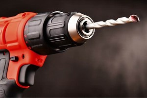 Here's How To Start A Nitro RC Engine With A Drill -