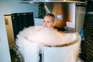 [Hot Item] Cryotherapy Machine Physiotherapy Cryosauna Cryotherapy Machine for Rheumatoid Arthritis OEM