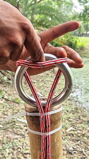 Genius Rope Hack Using a Metal Ring! #knots #ropeknot #lifehack #diy #survival #camping #outdoorlife
