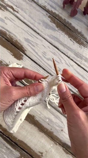 Just 3 Simple Techniques for this Lace Knitting Pattern #sowoolly #laceknitting