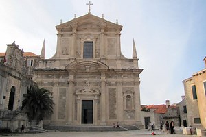 City Walk: Historical Churches, Dubrovnik, Croatia