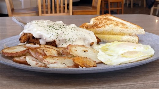 Henhouse Cafe: Southern-style breakfast
