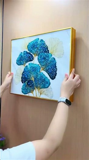 Decorative paintings that can conceal the electrical distribution box,allowing for better visibility