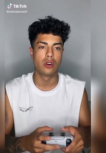 ⚠️NO ES HATE HACIA NADIE⚠️ ala un kiss buenaas nochess #_one_d1rection_