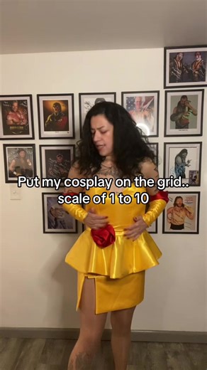 Scale of 1 to 10?? #wwf #cosplaygirl #wrestletok #foryoupage #WWE | Cosplayer