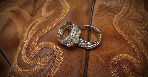 Country Singer Remarries 8 Years After Wife's Death