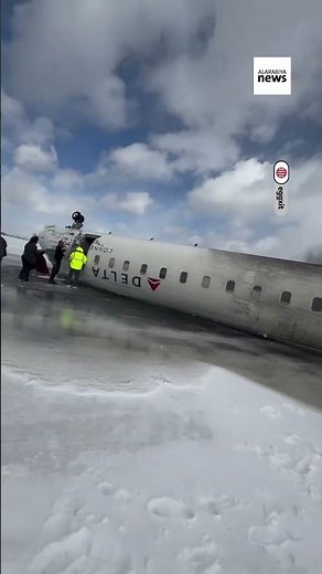 Delta plane flips upside down upon landing