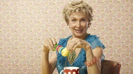 ‘Raising Hope’ Creator Greg Garcia Remembers “One of A Kind” Cloris Leachman