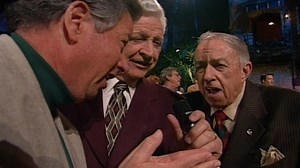 What A Meeting In The Air (feat. Rosa Nell Powell, Mary Tom Speer Reid, Guy Penrod, David Phelps, Vestal Goodman, LeBreeska Hemphill, Glen Payne, George Younce & Rex Nelon) [Live] by Bill & Gloria Gaither on Apple Music