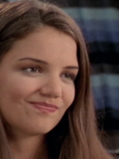 real thrill... Watch #DawsonsCreek on Netflix and Hulu Dawson’s Creek is a 90s teen drama following a group of friends navigating love and friendship, whilst growing up in a small town. Watch now to revisit your favorite episodes, full of emotional storytelling and iconic coming-of-age moments. #tvshow #katieholmes #jamesvanderbeek #joshuajackson