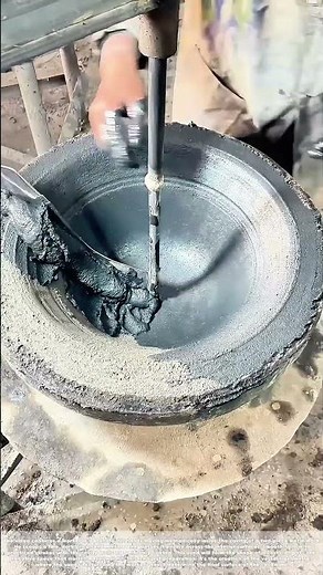Coating the Cavity: How Silica Sand Shapes the Cast Iron Pot