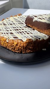 Weekend Bake: Mars Bar Tart Sometimes, you just need chocolate and a lot of it. I was too hot to put the oven on and too short tempered to even consider making something that required any skill. You can skip the ganache completely and just make the Mars bar base into squares but it adds to the chocolate hit that makes this my latest pmt medicine bake. Ingredients - 75g unsalted butter - 5 mars bars (full size) - pinch of salt - 3 tbsp golden syrup - 160g cornflakes - 400g chocolate of your choic