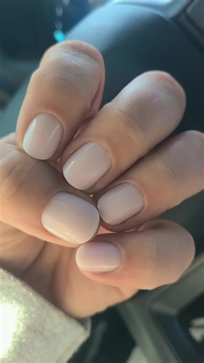 Curvlife At-Home Nails: Salon Quality