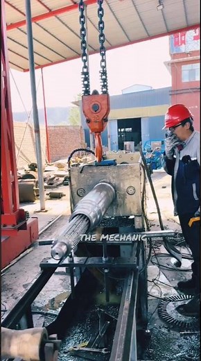 Manufacturing process of internal spline hole