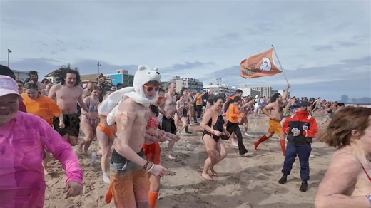 ❄️🐻 Ready to Take the Plunge? 🐻❄️ Join thousands of brave souls for the 35th Annual Lewes Polar Bear Plunge benefiting Special Olympics Delaware! 🌊 📅 Plunge Day: Sunday, February 1 | 1:00 PM 📍 Rehoboth Beach When you get cold, you give our athletes a chance to win the gold. 💙 Make this winter unforgettable—register today and be part of a Delaware tradition! 👉 Sign up now at PlungeDE.org #PlungeDE #CanYouBearIt #SpecialOlympicsDE #delawareevents | Special Olympics Delaware (SODE)