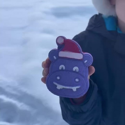 39K views | Give them the Hippo they want this year  5-⭐ “Obsessed with these! My kids love bath time, and so do I!”  ✅ Skin-softening and gentle ✅ Heavenly fragrance  Effortless cleanup ☺️ 100% Vegan | SLS, Phthalate & Paraben Free   Free shipping on orders over $65  Made in Canada with love | Happy Hippo Bath Company | Facebook