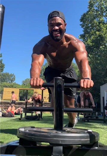 A year full of fitness farm workouts 🙌🐮💪