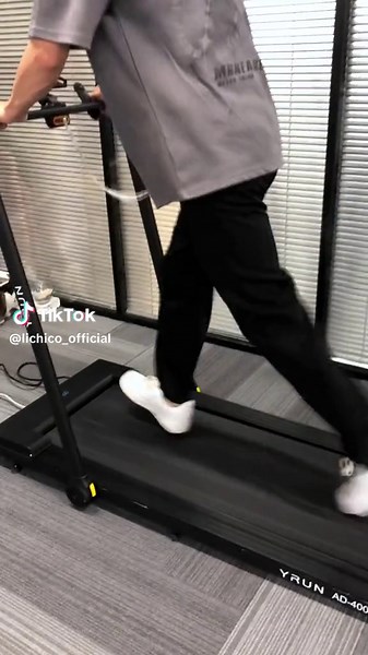 Easy #workout #worklife #working #lifehack #walking #yrun #lichico #lichicolqd #treadmill