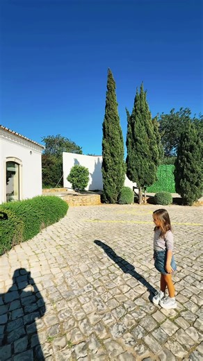 Catia Dias on TikTok