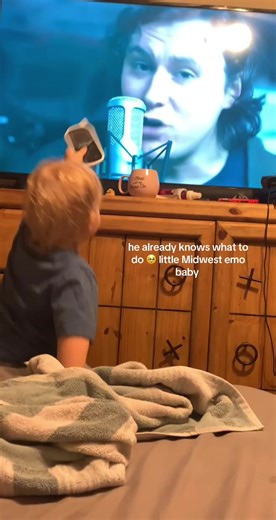 I can’t believe this was 5 years ago 🥹 this was his favorite video bc of the reptiles #thefrontbottoms #midwestemo #tfb #midwestemokiddo