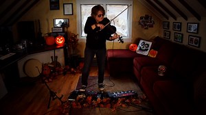 Have a "Very Superstitious" Halloween 🎃👻 #halloween #samhain #allhallowtide #happyhalloween #superstition Stevie Wonder #EileensLoft #violin #looping #loop Boss Effects Pedals D'Addario Orchestral ZETA Violins | Eileen Ivers