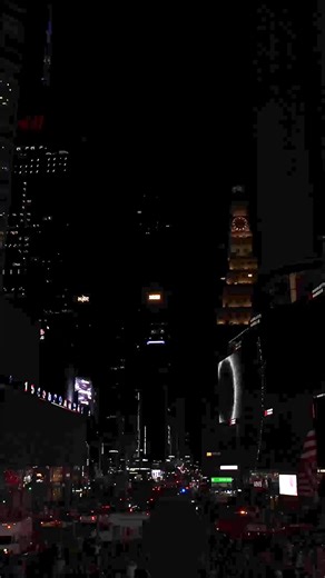 2.7K views · 33 reactions | Leo Villareal's new artwork "Pixel Dust,"...