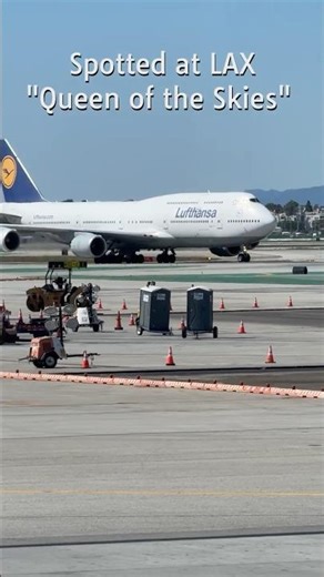 Lufthansa Boeing 747-400(8I)