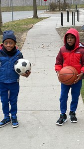 What to do in pickup ball: Call Screens: Yell “Screen!” or “Pick!” for on-ball screens, or “Back screen!” for off-ball screens. Call Cuts: If you’re open, yell “Cutter!” or “In!” to get the ball as you cut to the basket. Hand-offs/Give-and-Go: A quick pass and move (hand-off) can act like a mini-set play. Off-ball Movement: After passing, go set a screen or move to an open area to receive the ball back (a simple “give-and-go” or “catch-and-shoot”). Communicate Positions: Call out if you’re in th