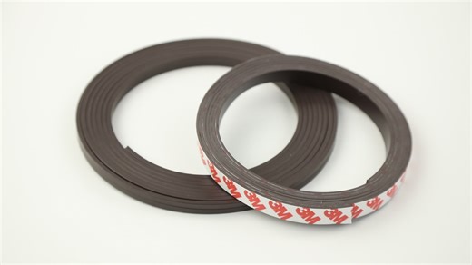 Flexible Magnetic Strip Tape with Strong Self Adhesive 1mm 2mm 5mm Magnetic Sheet Rubber Magnet