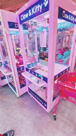 2.6K views · 18 reactions | 197_Cleared out the entire machine with this swing trick! Follow for more claw machine tricks! #clawmachine #clawmachinewin #clawmachinehack #clawmaster #clawmaster_30 #sumodino #win #winning #reelsfypシ #fypシ゚viralシ | Clawmaster | Facebook