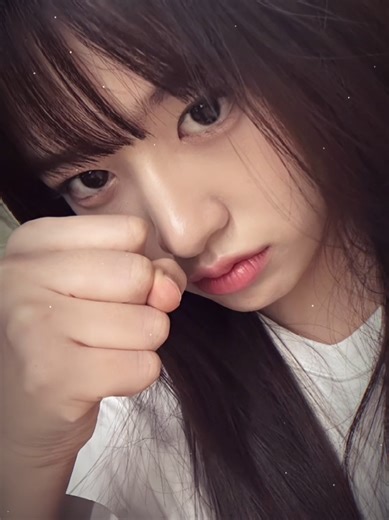 An Yu-jin: Nữ ca sĩ tài năng và trưởng nhóm IVE