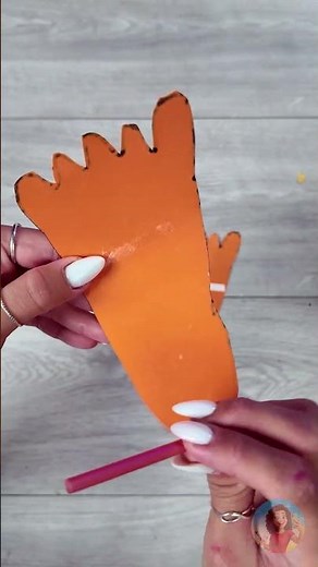 ROBOT LEGS MADE OF CARDBOARD! 🤖📦✨ IT MOVES BY ITSELF!