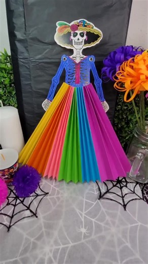 Manualidad: Catrinas de Papel para el Día de Muertos