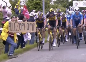 Allez Opi Omi – Meaning, Origin and Usage - English-Grammar-Lessons.com